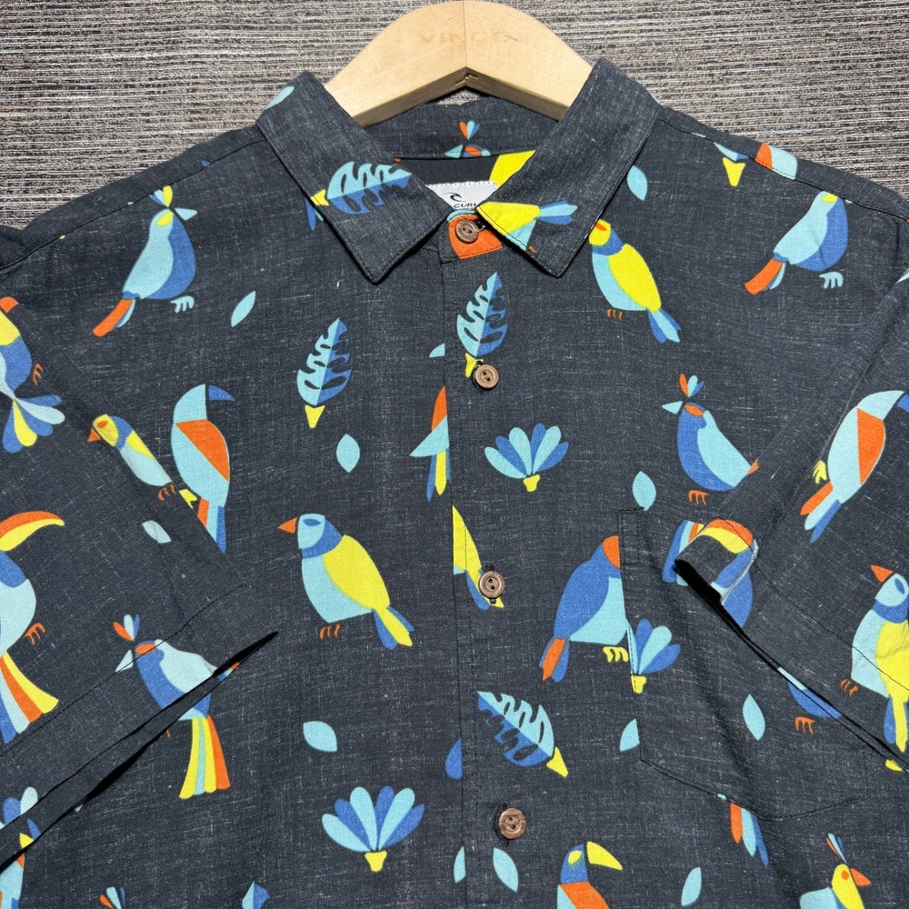 Rip Curl Shirt Button Up Men Medium Black Bird Print SS Hawaiian Tropical Toucan